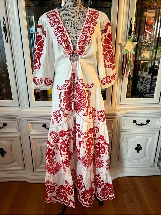 FARM Rio Dresses & Skirts - FARM Rio White Richelieu Red Embroidery Maxi Dress M